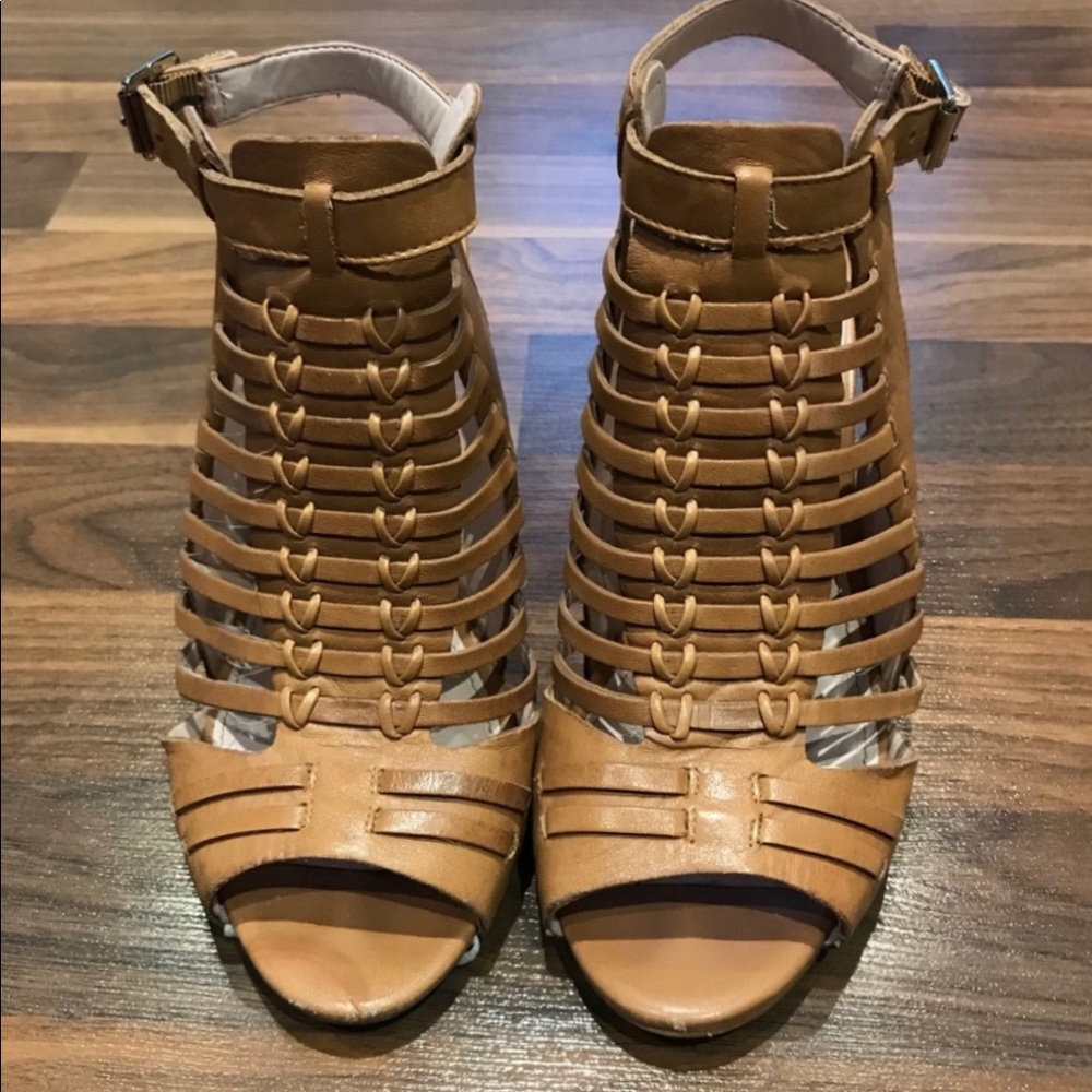 Vince Camuto Gladiator Sandals